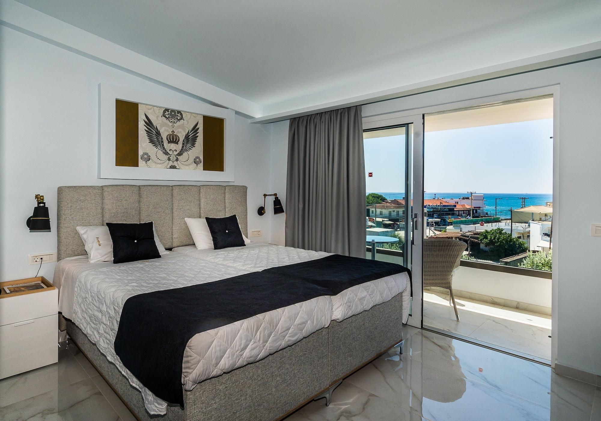 Ionis Art Hotel Laganas